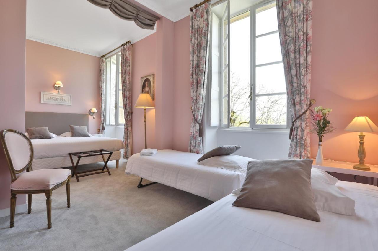Domaine De Puy Robert Lascaux - A 800M Grotte De Lascaux - Hotel Avec Piscine - Chambres Et Gites-Appartements - Sarlat - Dordogne مونتيناك المظهر الخارجي الصورة