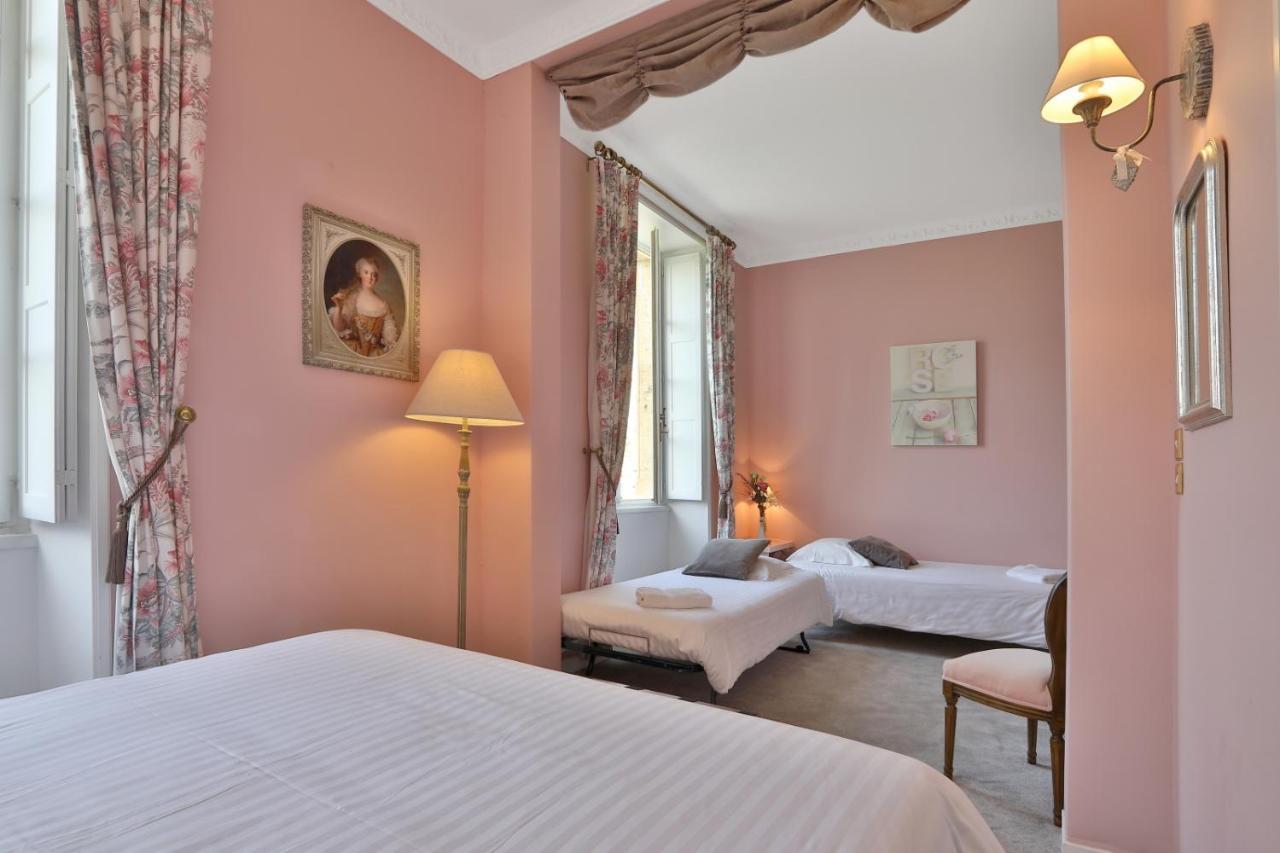 Domaine De Puy Robert Lascaux - A 800M Grotte De Lascaux - Hotel Avec Piscine - Chambres Et Gites-Appartements - Sarlat - Dordogne مونتيناك المظهر الخارجي الصورة