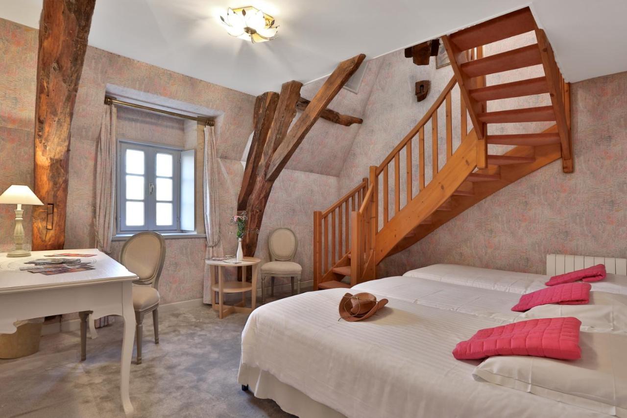 Domaine De Puy Robert Lascaux - A 800M Grotte De Lascaux - Hotel Avec Piscine - Chambres Et Gites-Appartements - Sarlat - Dordogne مونتيناك المظهر الخارجي الصورة